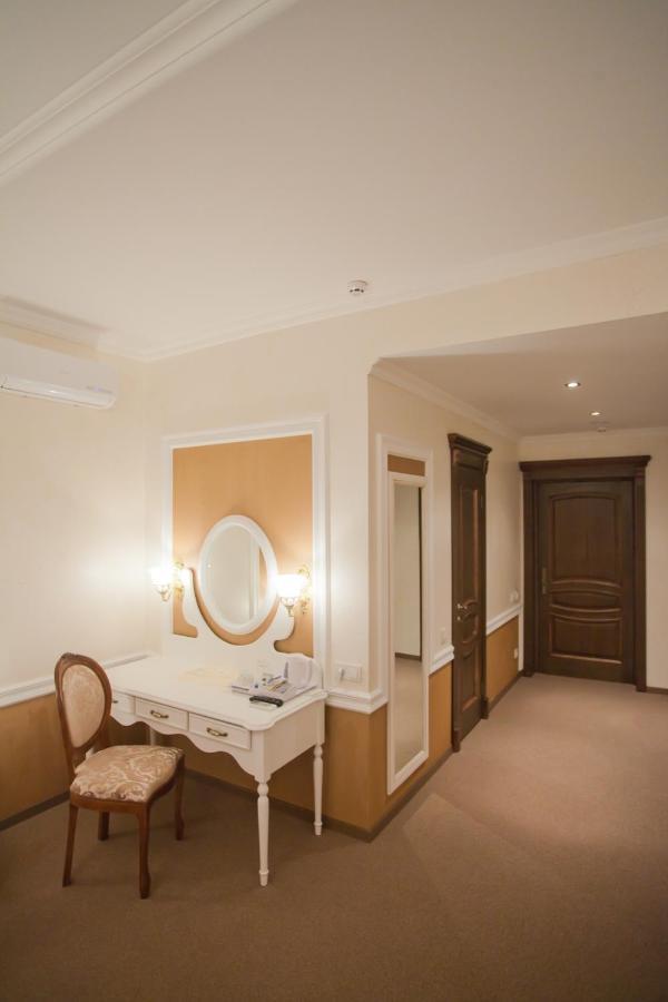 Orly Park-Hotel Kiev Luaran gambar
